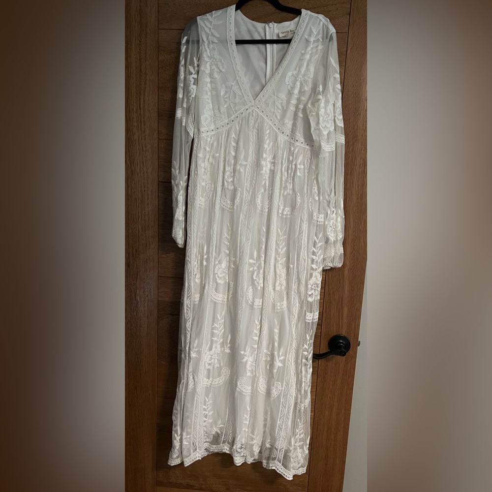 Maternity maxi dress